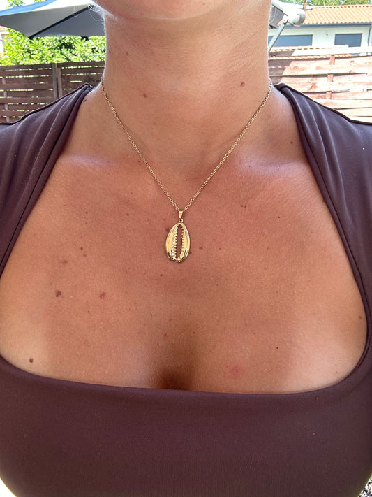 Collier LYNA en acier inoxydable DORÉ