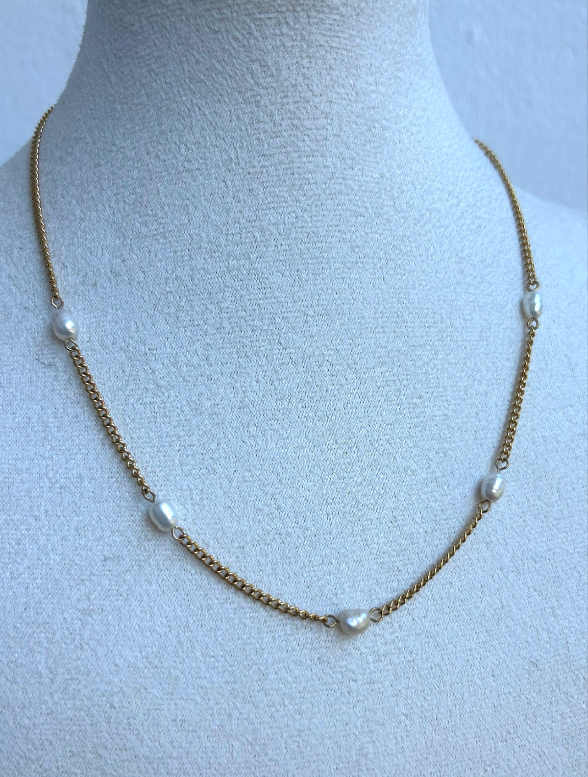 Collier SAFA en acier inoxydable DORÉ